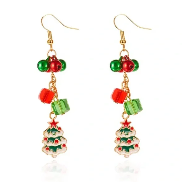 🎄 Red & Green Beaded Christmas Tree Earrings – Holiday Dangle Earrings for Women - Picture 4 of 5
